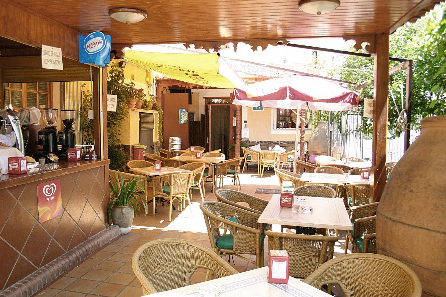 Hostal Restaurante La Muralla Canete  Eksteriør billede