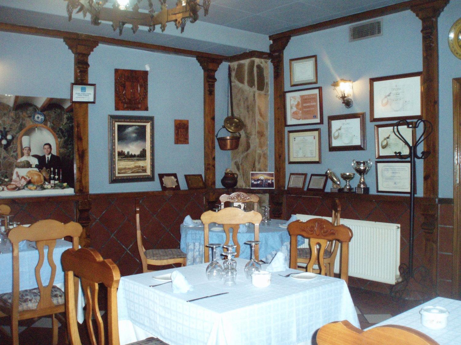 Hostal Restaurante La Muralla Canete  Eksteriør billede