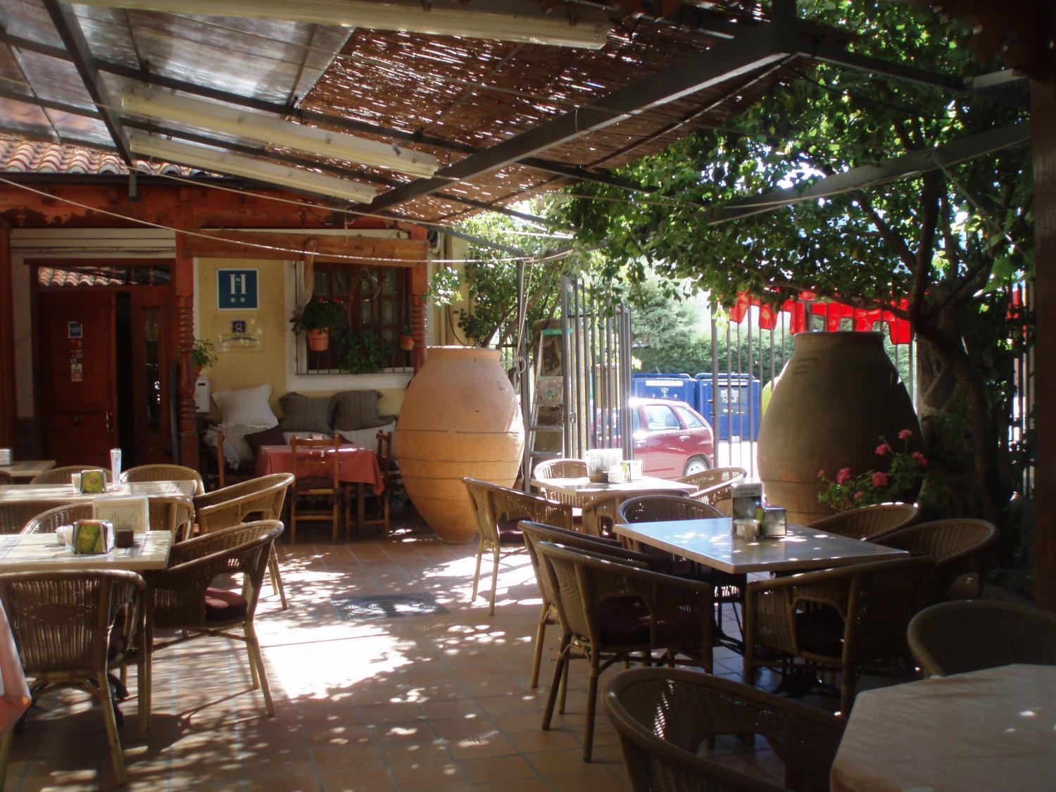 Hostal Restaurante La Muralla Canete  Eksteriør billede